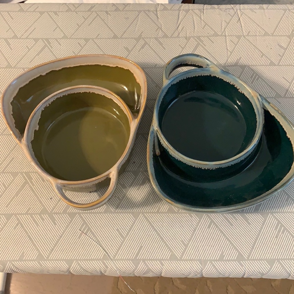 Soup bowls
